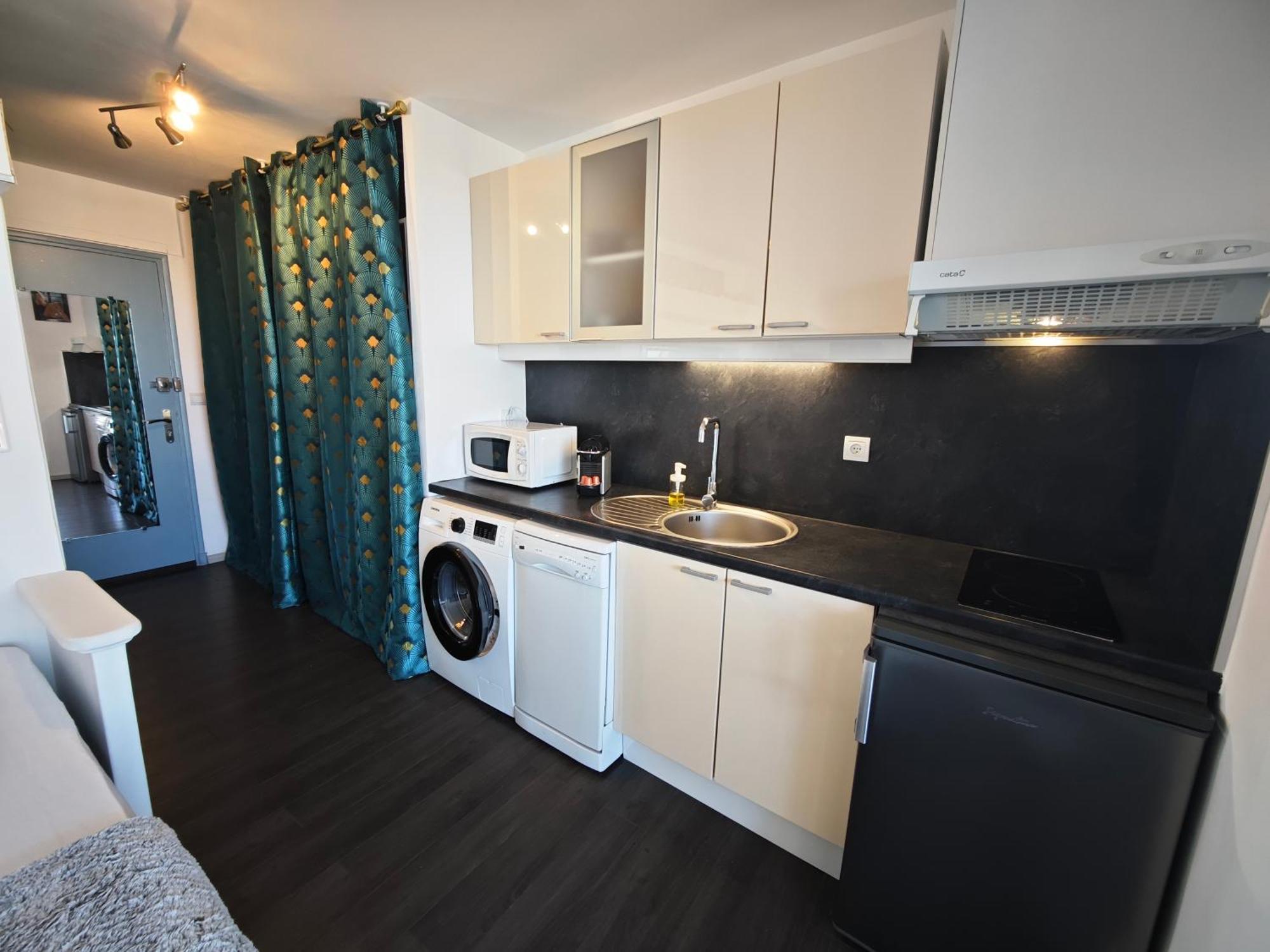Studio Village Naturiste Resille Agde Exteriör bild